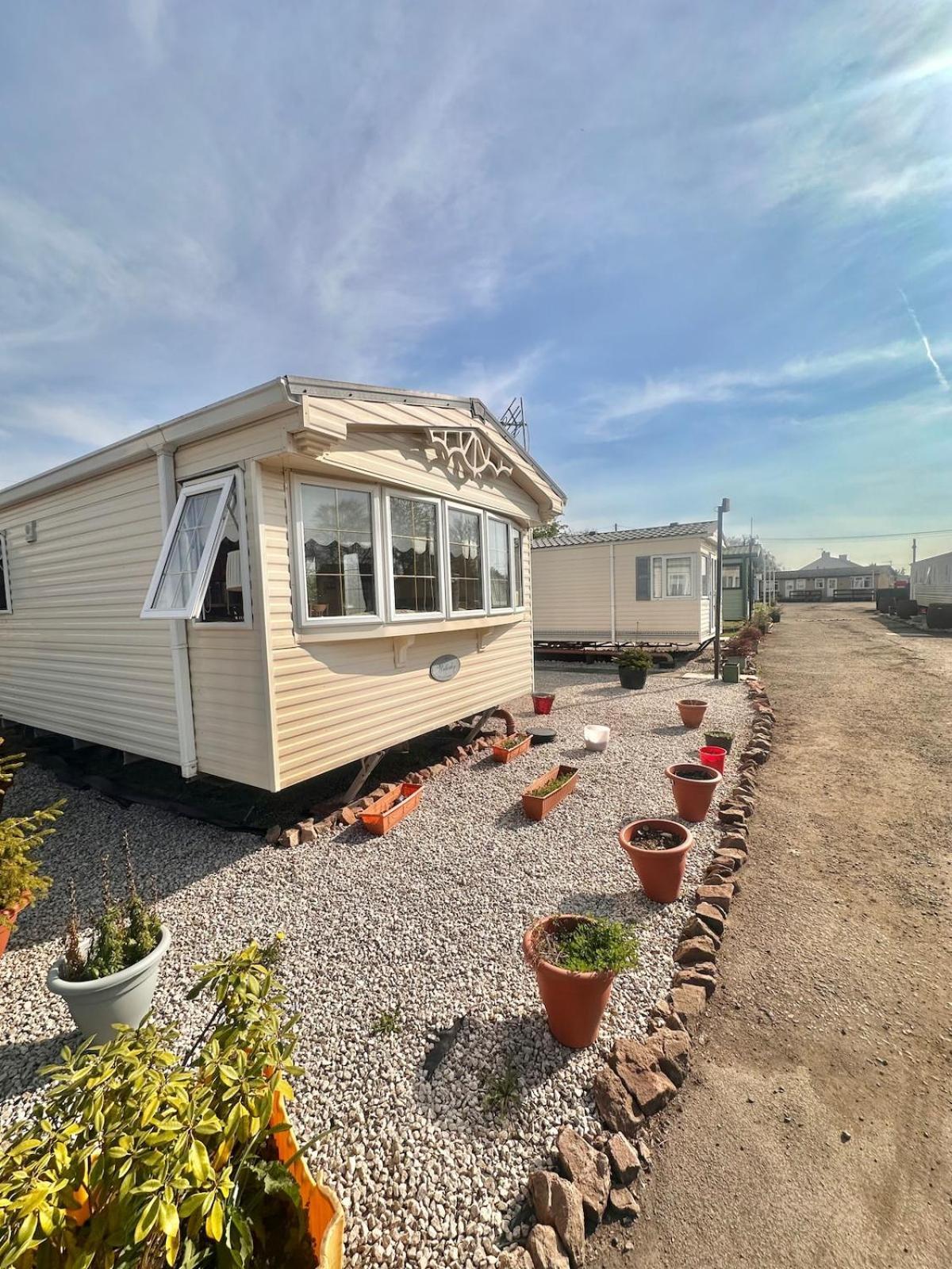 Willerby Granada 2-Bedroom Caravan, Glasgow Uddingston Ngoại thất bức ảnh